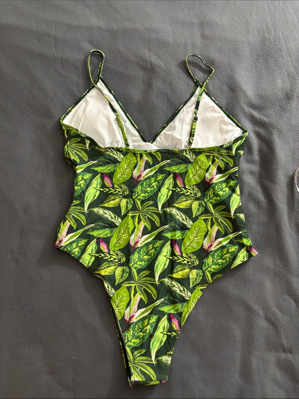 XXL Tropical Leaf Print One Piece Swimsuit Ruched V Neck Adjustable Straps - Picture 4 of 6